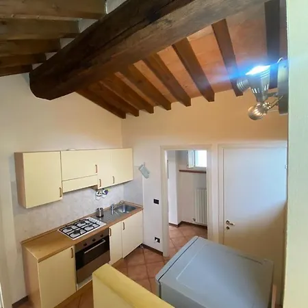 Apartamento Mansarda Guazzo - Borgo Guazzo, 29 Parma