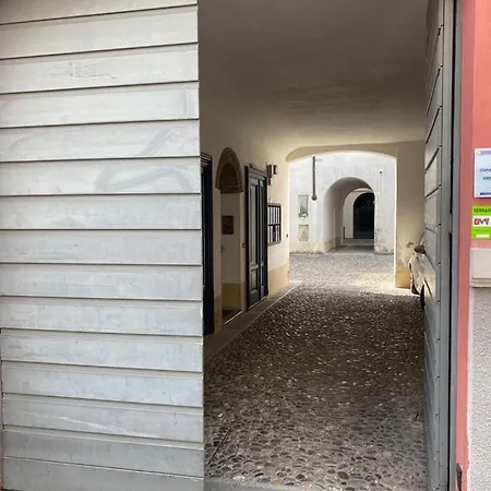 Mansarda Guazzo - Borgo Guazzo, 29 Parma