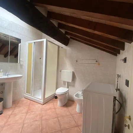 Apartamento Mansarda Guazzo - Borgo Guazzo, 29 Parma