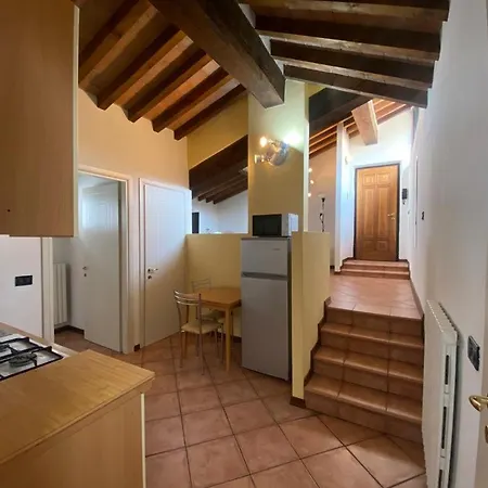 Mansarda Guazzo - Borgo Guazzo, 29 Apartment