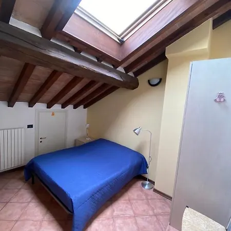 Apartment Mansarda Guazzo - Borgo Guazzo, 29 *